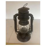 Vintage Dietz 'Little Wizard'  kerosene lamp
