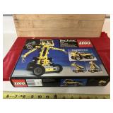 Vintage Lego Technic Robot set #8852