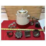 Vintage Hall China Flare Ware Atomic Stars/Gold