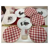 2 Chippewa Fire Dpmt mugs & 8 plastic plates,