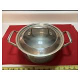 Chefs Stainless Steel 3 1/2 qt covered pot with