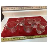 3 Pyrex measuring cups & 5 Custard cups