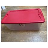 Sterilite 34 x 19 x 13 latching tote
