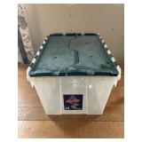 12 Gallon tote w/flip lid