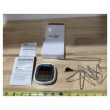 Digital meat thermometer, looks new, powers on