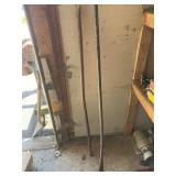 2 digging bars