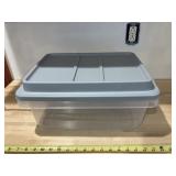 Hefty Hi-Rise 18qt Storage tote