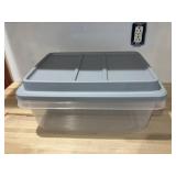 Hefty Hi-Rise 18qt Storage Tote