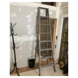 8 ft wood ladder