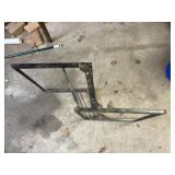 Tire step for truck repair