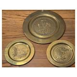 3 decor brass looking plates