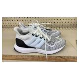 Adidas size 6 1/2