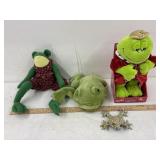 4 frogs, 1 needs batteries
