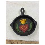 Vintage cast iron tulip skillet wall hanger