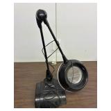 Flexo floating-arm magnifying desklamp,heavy,works