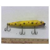 vintage wooden fishing lure,