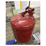 5 gallon safety gas can