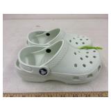 Crocs size J1