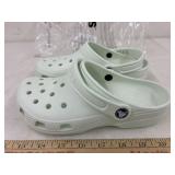 Crocs size J3