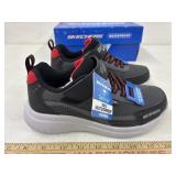 Skechers size 3