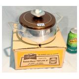 Vintage Regal Ware Dutch Oven