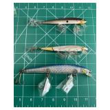 (2) Rebel Floater (1) Bomber Rattle Crank Bait