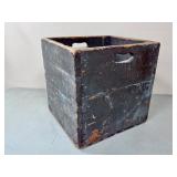 PINE PAINTED STORAGE BOX