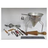 Vintage Kitchen w/ Alum. Colander & More