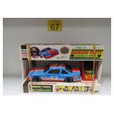 1997 Richard Petty Remote Control Car