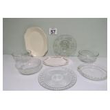Serving Trays & Bowls - Pyrex