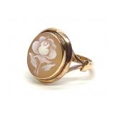 Vintage 14K Gold Carved Floral Cameo Ring (sz 4.5)