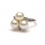 14K White Gold Pearl & Diamond Cluster Ring (sz 7)