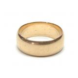 14K Yellow Gold 6.8mm Wide Band Ring (sz 6)