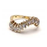 18K Gold Marquise Diamond 1.32 ctw Ring (sz 6.25)