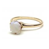 14K Gold Solitaire Opal (6.7mm) Ring (sz 6.75)