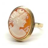 14K Yellow Gold Carved Cameo Ring (sz 7)