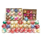 52 Vintage Round Stencil Glass Christmas Ornaments