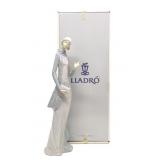 Lladro 5756 Ashley Porcelain Lady Figurine w/ Box