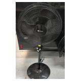 ULTILTECH PEDESTAL FAN
