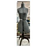 VINTAGE ACME ADJUSTABLE DRESS FORM