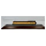 MODEL TRAIN - LIONEL UNION PACIFIC ENGINE