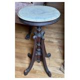 VICTORIAN MARBLE TOP ACCENT TABLE