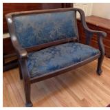 ANTIQUE VICTORIAN SETTEE LOVESEAT