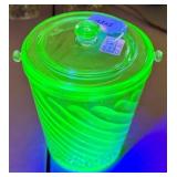 URANIUM VASELINE GLASS LIDDED SPIRAL ICE TUB