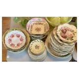 LOT OF ANTIQUE PORCELAIN PLATES AND BOWLS