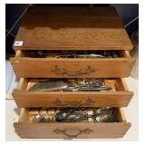 KITCHEN CUTLERY WITH CABINET