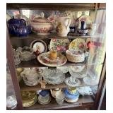 CONTENTS OF CHINA CABINET