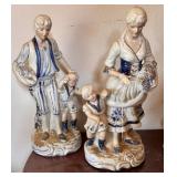 LOT OF PORCELAIN FIGURES