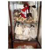 COLLECTION OF COLLECTOR DOLLS