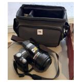 SONY CYBERSHOT DIGITAL CAMERA